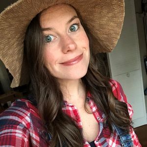 Meet your Posher, Samantha